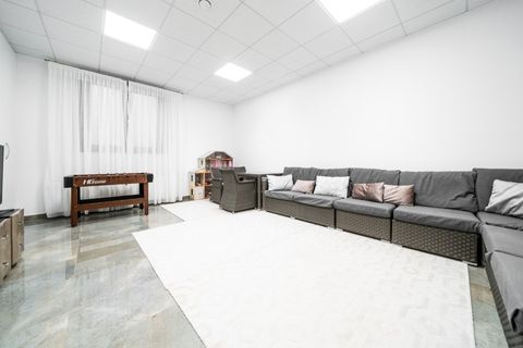 Villa a La Marina, Alicante, La Marina - € 1.491.600 | Ref: 6078 - foto 35